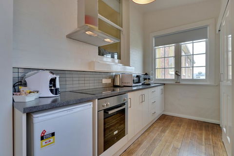 Portsea Place - Accommodation ACT 1
