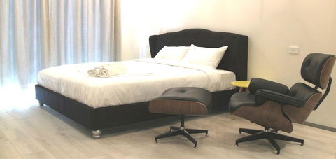 Posh Hotel - Accommodation ACT 0