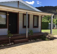 Rail Trail Cottage - Accommodation ACT