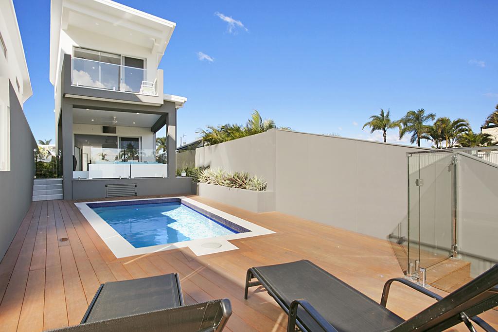 Bundall QLD Accommodation ACT