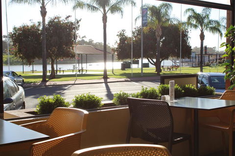 Renmark Hotel Motel - Accommodation ACT 3
