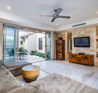 Resort Living with Private Pool sleeps 8 - Accommodation ACT