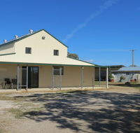 RETRO FUNNY FARM - Accommodation ACT