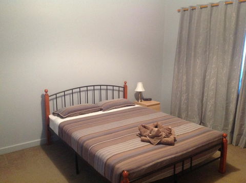 Rhodeside Lodge - Accommodation ACT 2