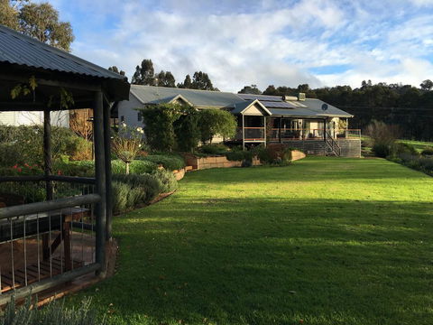 Rickaty On Blackwood - Accommodation ACT 0