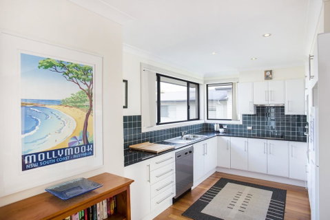 Riley 2/2 - Mollymook - Accommodation ACT 3