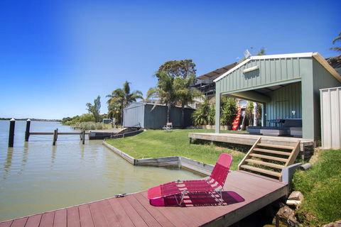 River Life - Accommodation ACT 2