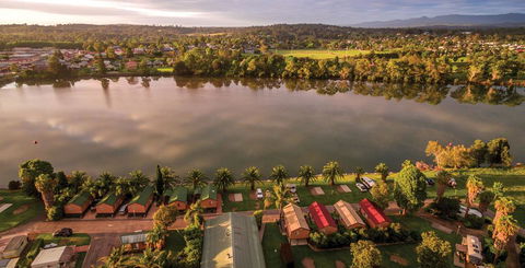 Riverbreeze Holiday Park - Accommodation ACT 3