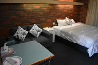 Riviana Motel