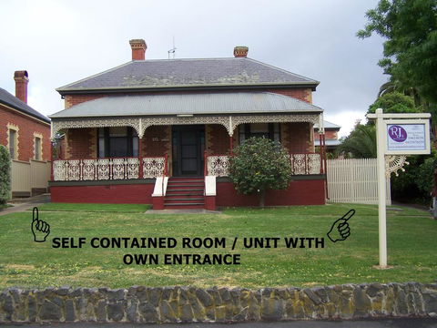 RJ's Bed & Breakfast - Accommodation ACT 0