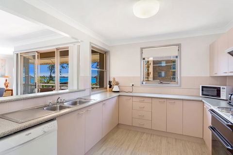 Ronald Avenue, Unit 2/36 - Accommodation ACT 2