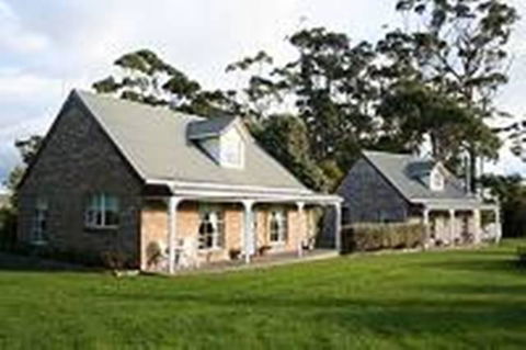 Rosebank Cottage Collection - Accommodation ACT 3