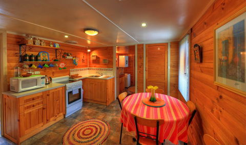 Rosebank Cottage Collection - Accommodation ACT 0