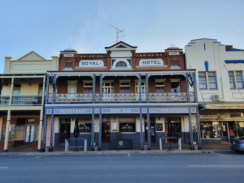 Royal Hotel - Accommodation ACT 0