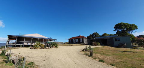 Ruby's Cottage Farm Stay - Accommodation ACT 2