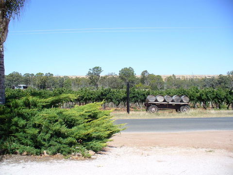 Salter Station. Blanchetown. South Australia - Accommodation ACT 3