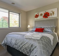 Sanctuary Close - Accommodation ACT