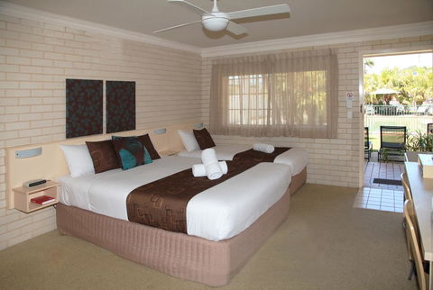 Santa Fe Motel And Holiday Units - Accommodation ACT 2
