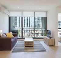 Scarlett - Docklands Delight Balcony Gym  Pool - Accommodation ACT