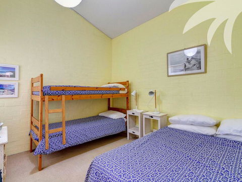 Sea La Vie - Oceanside 22 - Accommodation ACT 1