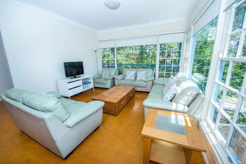 Shoal Bay Avenue, Unit 3/7 - Accommodation ACT 1