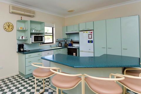 Shoal Bay Avenue, Unit 3/7 - Accommodation ACT 3
