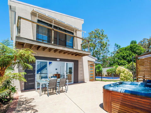 Shoally Loft, 58 Tomaree Road - Accommodation ACT 0