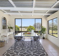 Silky Oak Cottage - cosy with country views - Accommodation ACT