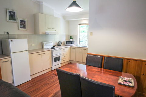 Silver Birches Holiday Unit 2 - Accommodation ACT 2