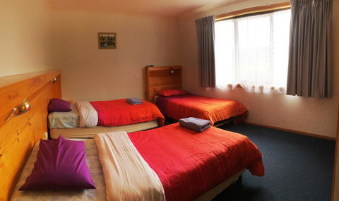 Silver Ridge Retreat - Accommodation ACT 3