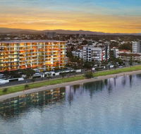 Silvershore Apartments on the Broadwater - Accommodation ACT