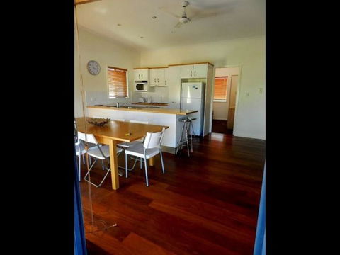 Six River - Accommodation ACT 3
