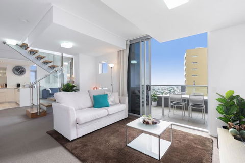 SK1 - Spotless 2BR SkyHome Long Stays Welcome - Accommodation ACT 3