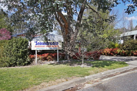 Snowstream Riverside Apartments - Unit 2 - Accommodation ACT 0