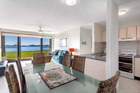Soldiers Point Road, Harbourside, Unit 02, 07 - Accommodation ACT 1