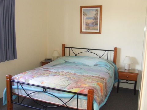 South Pacific, Unit 2/13-15 Shoal Bay Road - Accommodation ACT 1