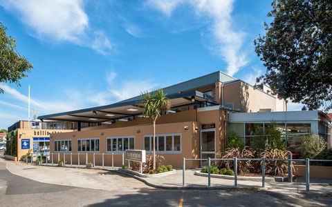 Southend Hotel - Accommodation ACT 0