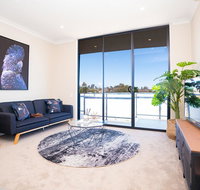 SP246-Brandnew modern Apt in Penrith with parking - Accommodation ACT