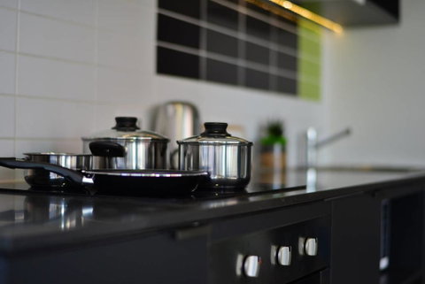 Spacious Docklands 2 Bedroom 2 Bathroom Apartment - Accommodation ACT 3