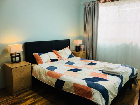 Spacious Townhouse In Wollongong - Accommodation ACT 0