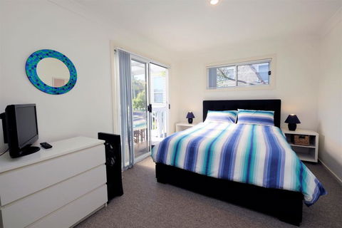 SPINNAKER 2 - Accommodation ACT 1