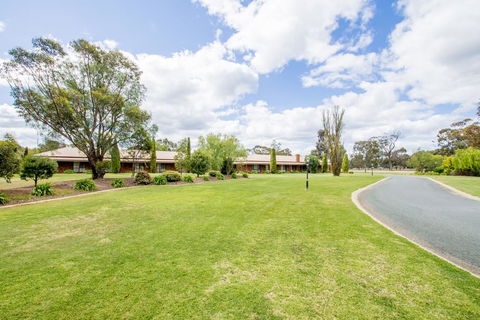 Sportslander Motor Inn - Accommodation ACT 3