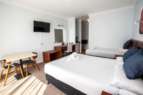 Springwood Motor Inn - Accommodation ACT 0