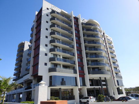 Springwood Tower Apartment Hotel - Accommodation ACT 0
