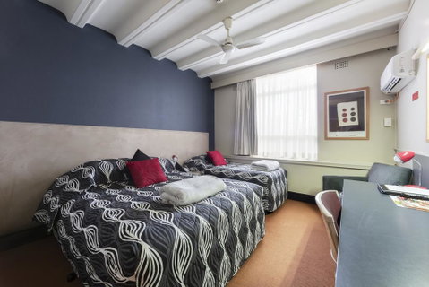 Statesman Hotel - Accommodation ACT 1