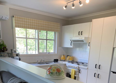 Stephanies Country Cottages - Accommodation ACT 1