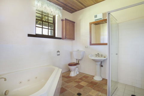 Stone Cottage - Accommodation ACT 1
