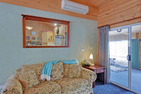Stony Rise Cottage B&B - Accommodation ACT 2