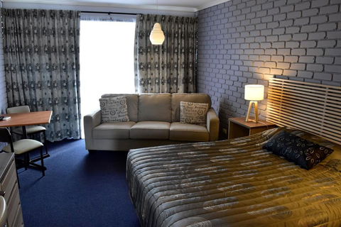 Strzelecki Motor Lodge - Accommodation ACT 3