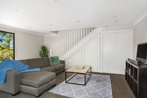 Studio 4 - Accommodation ACT 3